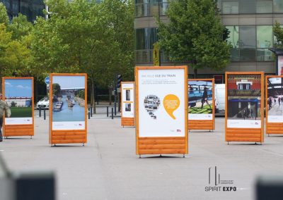 exposition photos temporaire en extérieur