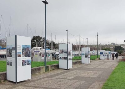 Totem exposition photos en extérieur Brest Argos