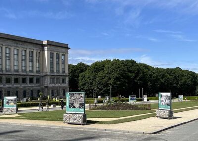 support exposition photographique extérieure Brussels